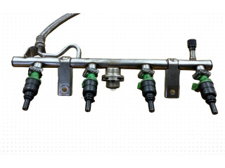 Vstřikovací lišta A1110780292 Mercedes-Benz C W203