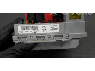 Блок предохранителей 51739425 Fiat Idea
