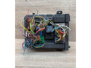 Блок предохранителей 9645585480 Peugeot 607