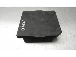 Блок предохранителей 284B7JD000, K659 Nissan Qashqai+2