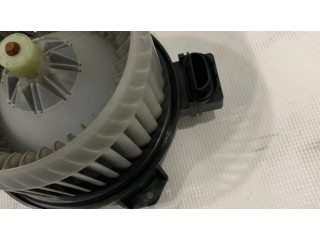 Вентилятор печки 2727000311 Suzuki Swift