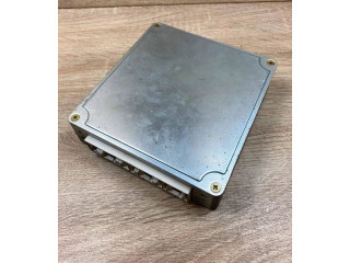 Блок управления двигателем Блок управления E2T01771, FE6C Mazda 626