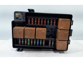 Блок предохранителей LNC2822, 175710 Jaguar XJ X308