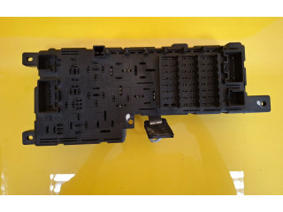 Блок предохранителей  518322326, 8637841   Volvo V70    