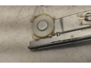 Ручка стеклоочистителей Mazda 5