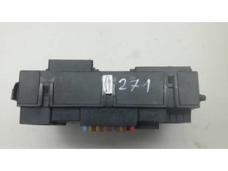 Блок предохранителей 00520780630, 28547072 Jeep Renegade