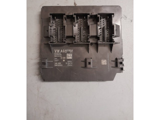 Блок комфорта 5K0937085AA Volkswagen Caddy