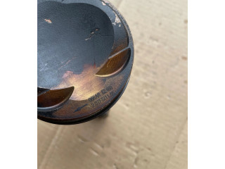 Поршень с шатуном 06LJ Audi Q2 -