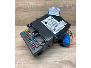   Pojistková skříňka 8200004201E   Renault Espace IV 2002