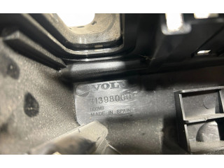 Блок предохранителей  31398000   Volvo XC90    