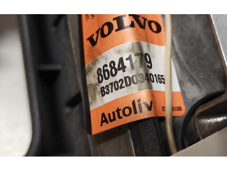 Подушка безопасности водителя 8684179 Volvo V70