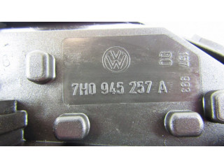 Деталь заднего фонаря