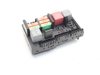 Блок предохранителей  A2139068701   Mercedes-Benz EQC    