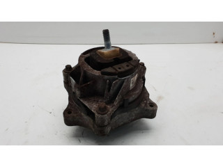 Подушка двигателя