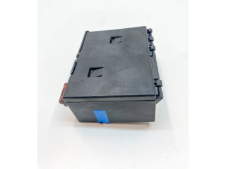 Pojistková skříňka A2305450101, A0325451620 Mercedes-Benz SL R230 2002