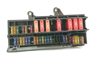 Pojistková skříňka Řídící jednotka BSM 69005820 BMW 7 E65 E66 2002