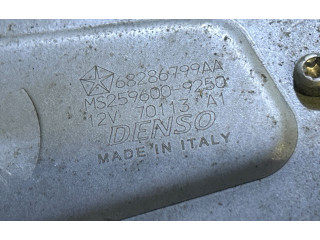 Моторчик заднего дворника 68286799AA, 70113A1 Jeep Cherokee