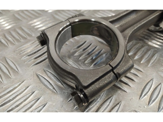 Píst 10653   Nissan Qashqai    M9R 