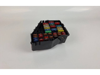 Блок предохранителей  8D1941824   Audi A6 S6 C5 4B    