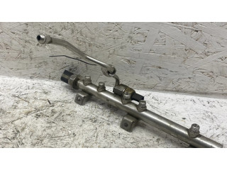 Топливная рампа 753731905   BMW 3 E92 E93 2.0 