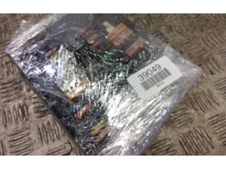 Блок предохранителей 1K0937118   Skoda Yeti (5L)    