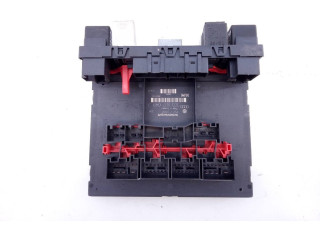 Pojistková skříňka Řídící jednotka BSM 3C0937049J, E2-A1-23-8 Volkswagen Passat Alltrack 2005