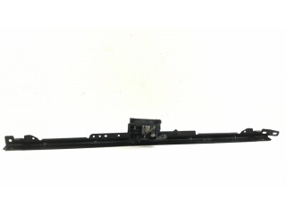 Другая деталь отсека двигателя