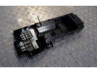 Блок предохранителей GK2T14B144GA Ford Transit Custom