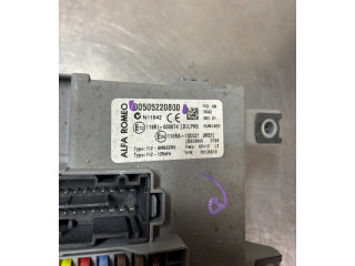 Pojistková skříňka 00505220800, 00505220800 Alfa Romeo Mito 2012