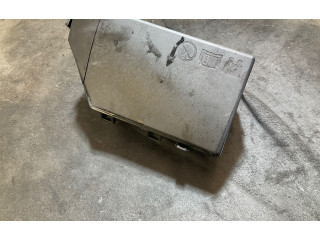 Блок предохранителей 32359479 Volvo XC40