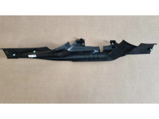 Другая деталь салона