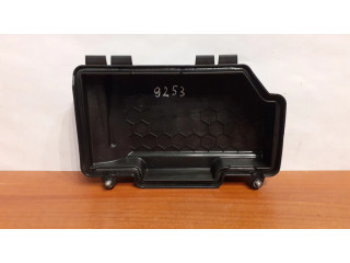 Pojistková skříňka Крышка ящика предохранителей A2055402328, 9253 Mercedes-Benz GLC X253 C253 2020