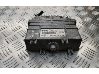 Блок управления двигателя 0261203302, 030906026R Volkswagen Golf III