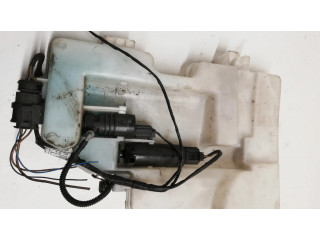 Бачок оконной жидкости