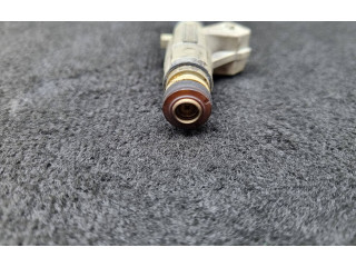 Vstřikovač 077133551Q, 0280155988 Audi A8 S8 D2 4D