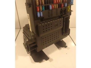 Pojistková skříňka 30795115, 28073265 Volvo XC90 2007