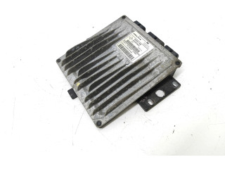 Блок управления двигателя 8200911566, 8200976242   Renault Twingo II