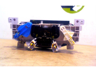 Блок управления климат-контролем 6001551800, 6001551800   Dacia Duster