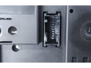 Přístrojová deska BMW 1 E81 E87 2007 1042775, 104277503