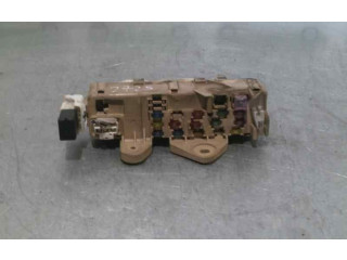 Pojistková skříňka Řídící jednotka BSM 1D2401579078 Mazda 323 2001