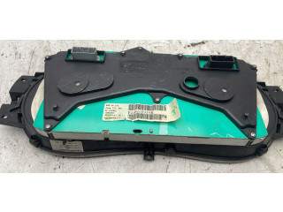 Панель приборов    Dacia Logan I       