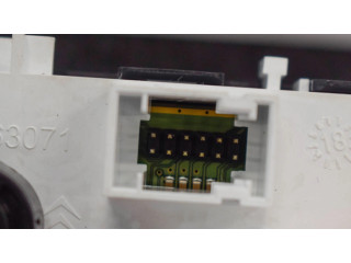 Включатель регулировки салона