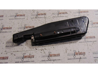 Блок предохранителей 13251381 Vauxhall Astra J