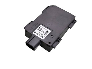 Модуль управления слепым пятном 31476331   Volvo XC90       