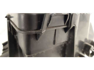   Pojistková skříňka 243809584R   Renault Captur 2017