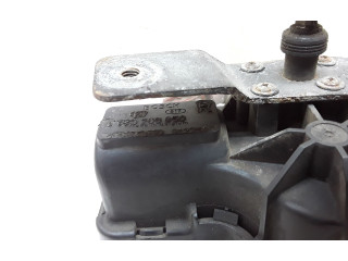 Моторчик стеклоочистителя 0390206951    Volvo S70  V70  V70 XC