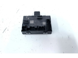 Блок управления дверью 8K0959793R Audi Q5 SQ5