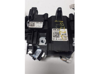 Кнопки рулевого колеса 1K5953502T, 1K0905851   Volkswagen Caddy