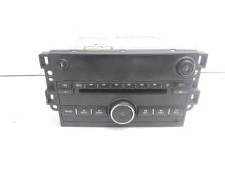 Радио/ проигрыватель CD/DVD / навигация