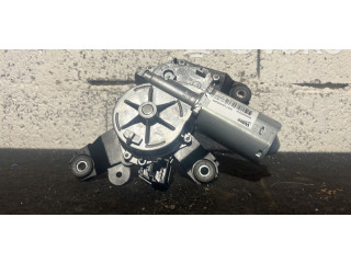 Моторчик заднего дворника     Dacia Duster